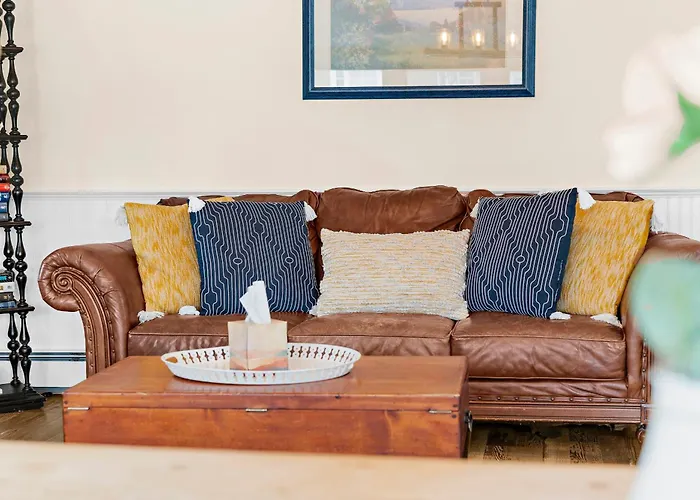 Charming Fairfield Cottage By The Sea